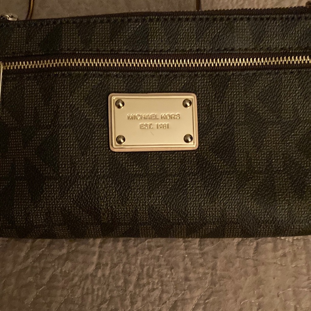 Michael Kors wristlet
